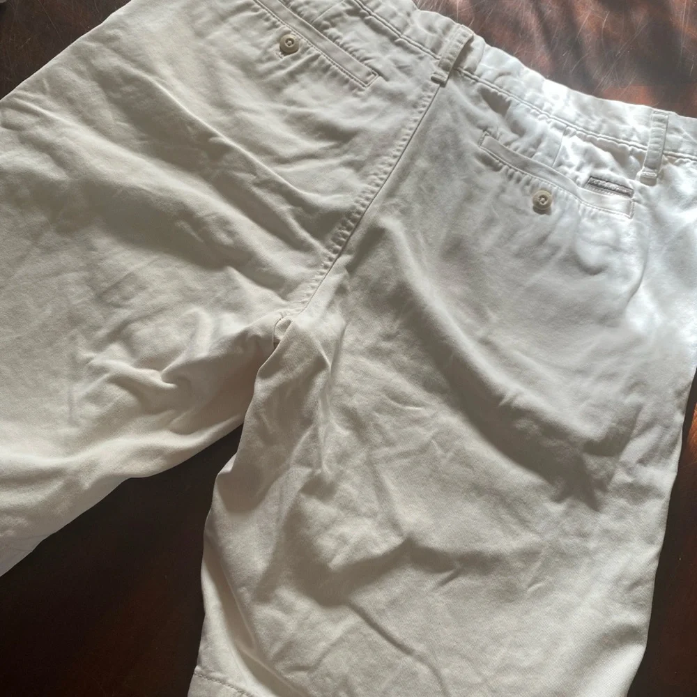 Eddie Bauer Men's White Flat-Front Shorts